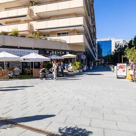 Lejlighed Puerto Banus Con Parking & Piscina. *